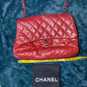 CHANEL Red Quilted Shoulder Bag